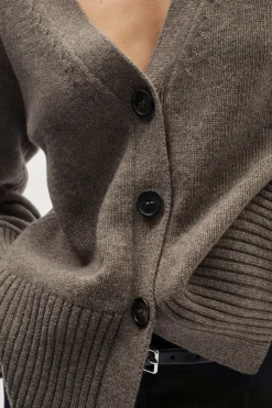 Cardigan in Lana cardata