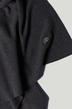Coperta in Maglia in Lana Cardata