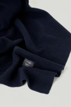 Coperta in Maglia in Lana Cardata