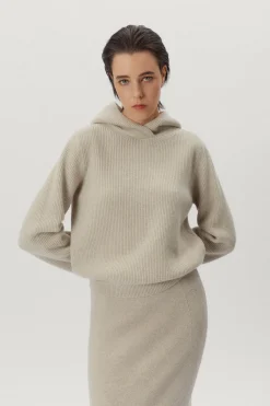 Maglia con Cappuccio a Coste in Lana Cardata