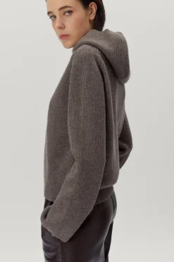 Maglia con Cappuccio a Coste in Lana Cardata