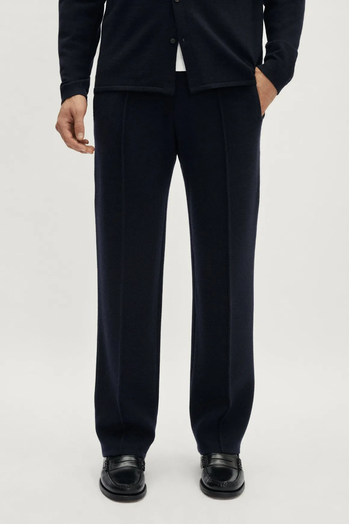 Pantaloni in Maglia a Taglio Dritto in Lana Merino