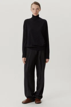 Roll-Neck Oversize in Lana Ultrasoft