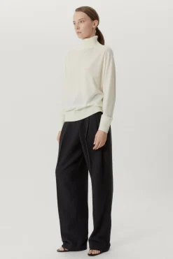 Roll-Neck Oversize in Lana Ultrasoft