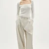 Top a Coste con Scollo Speciale in Cotone Organico