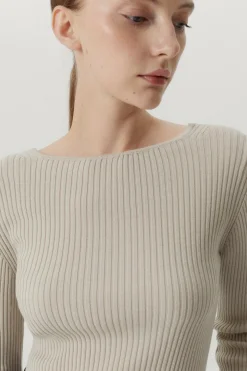 Top con Scollo sul Dietro in Lana Merino